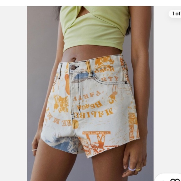 BDG URBAN OUTFITTERS GRAPHIC Malibu beach denim shorts! Button! Size 31 - Picture 1 of 9